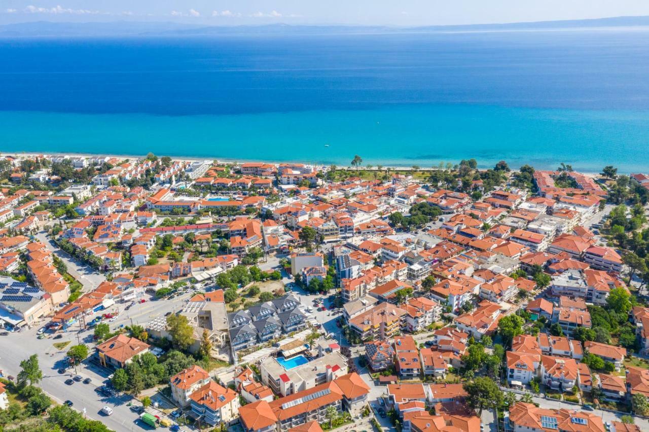 Lesse Hotel Chalkidiki Exterior photo