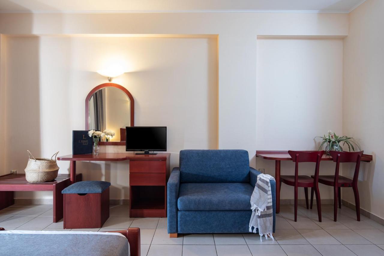 Lesse Hotel Chalkidiki Exterior photo